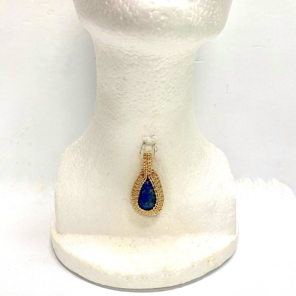 HANDMADE Genuine Lapis Lazuli Hand Wrapped in Gold Plated Wire Statement Pendant - Picture 2 of 10
